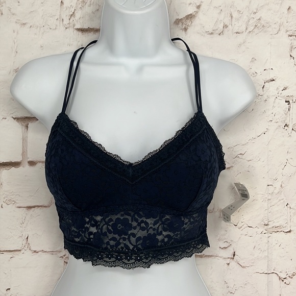 🆕Gilly Hicks Longline Lace Bralette, Size M - Picture 3 of 6